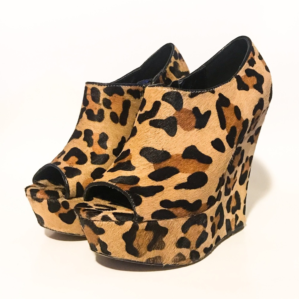 Steve Madden Wicked-L Leopard Print Wedge Booties | Peep Toe Platforms | Size 7